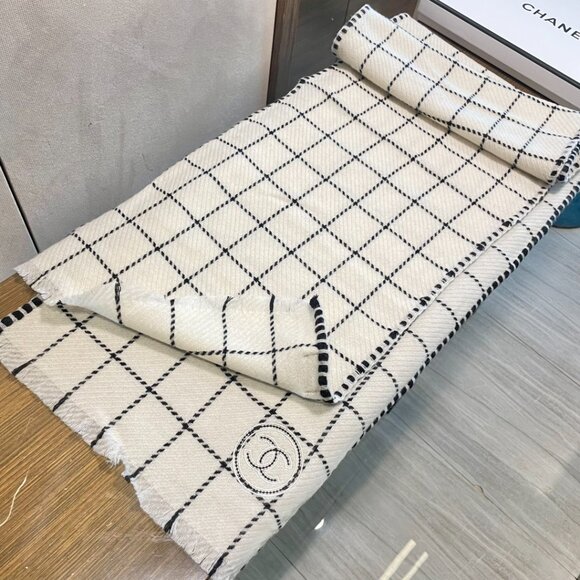 Chanel Check Scarf - Picture 3 of 6